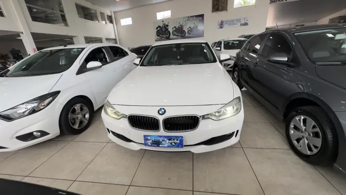 BMW 320I A 2.0 Turbo/activeflex 16V 184cv 4P 2014