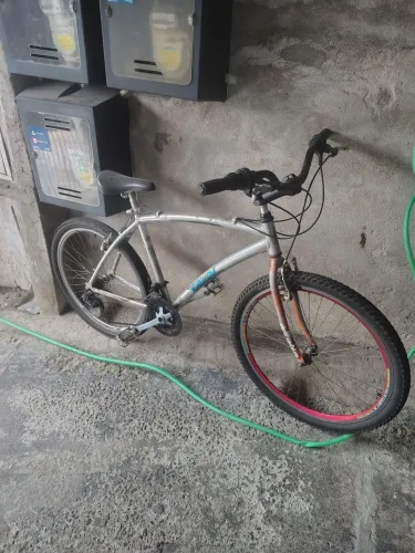 Bicicleta Caloi aro 26