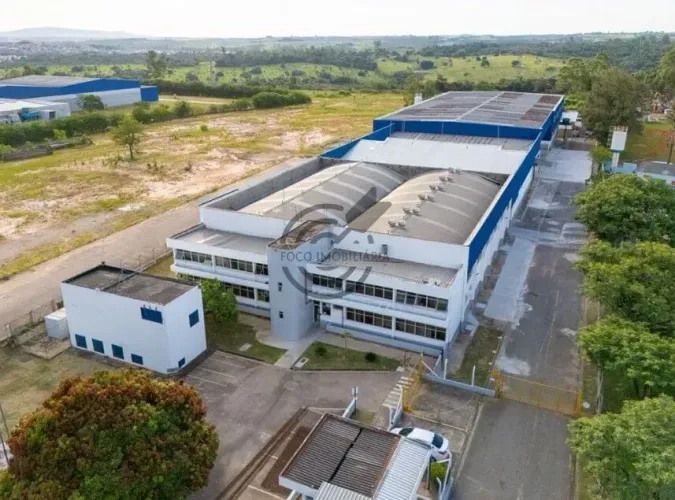 Galpão 7.000m² Industrial ou logístico em Sorocaba 5 minutos do km 78 da rod. Castelo Bran