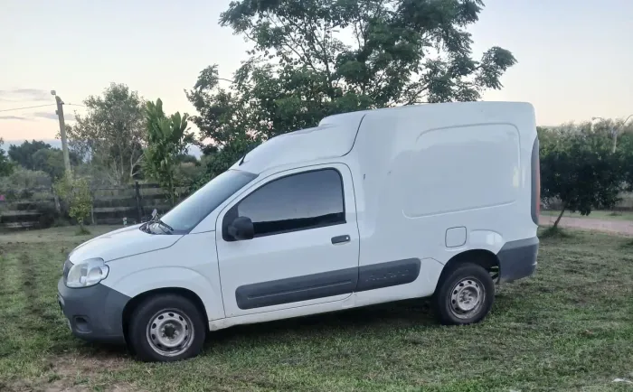 Fiat Fiorino Furgão Work. Hard 1.4 Flex 8V 2P 2018
