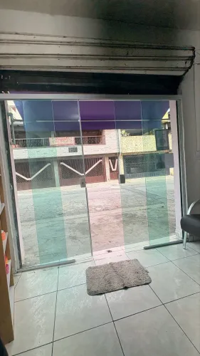 Porta De Vidro Temperado 6mm 2,20 x 2,30 Incolor C/puxador e fechadura