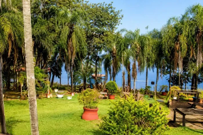 Chácara com 4 dormitórios à venda, 30000 m² por R$ 590.000,00 - Zona Rural - Água Limpa/GO