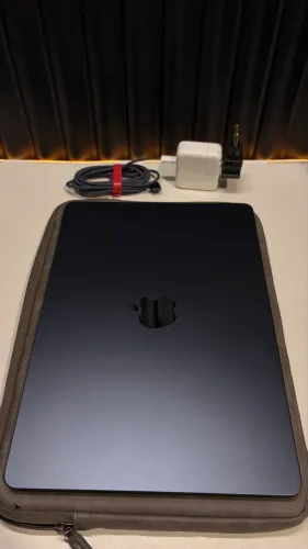 MacBook Air M4 16/256gb