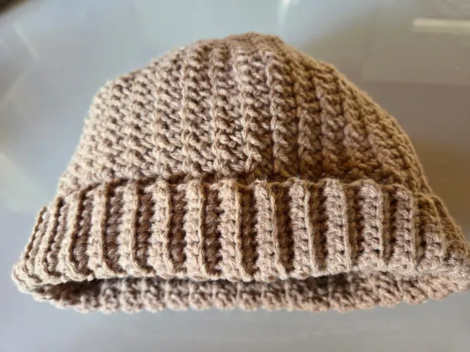 Gorro de tricô caramelo artesanal