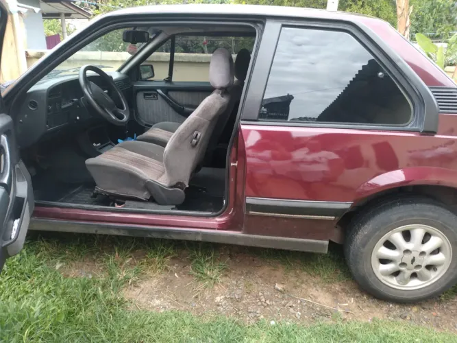 Chevrolet Monza GLS/ Hi-tech 2.0 EFI 2P E 4P 1994