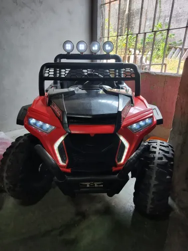 Carro elétrico infantil