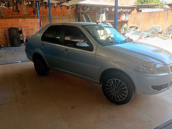 Fiat Siena EL Celeb. 1.0 MPI Fire Flex 8V 4P 2011