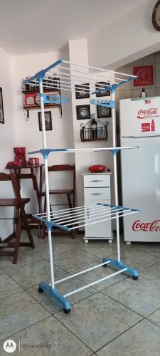 Varal de chão novo exelente