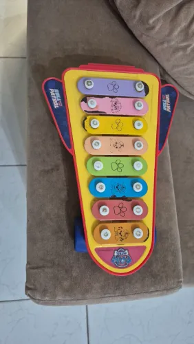 Carrinho educativo