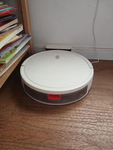 XIAOMI Robot Vacuum E12 (Usado)