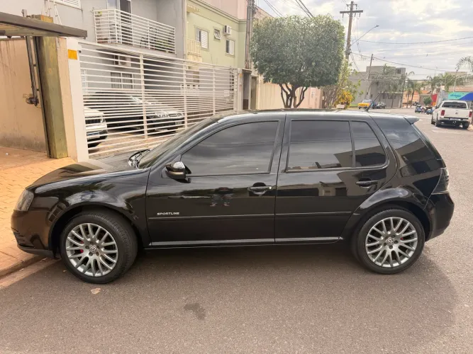 Volkswagen Golf Sportline 1.6 MI Total Flex 8V 4P 2014