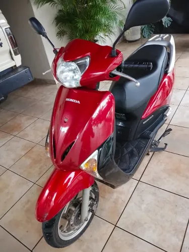 HONDA LEAD 2 DONO MUITO NOVA POUCO RODADA