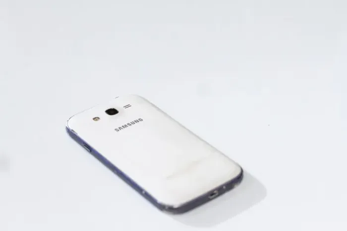 Samsung Duos - para peças, leia o anúncio