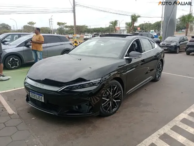 BYD Han EV (elétrico) 2024
