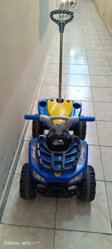 ótima oportunidade carrinho jeep canastra de empurrar só 450