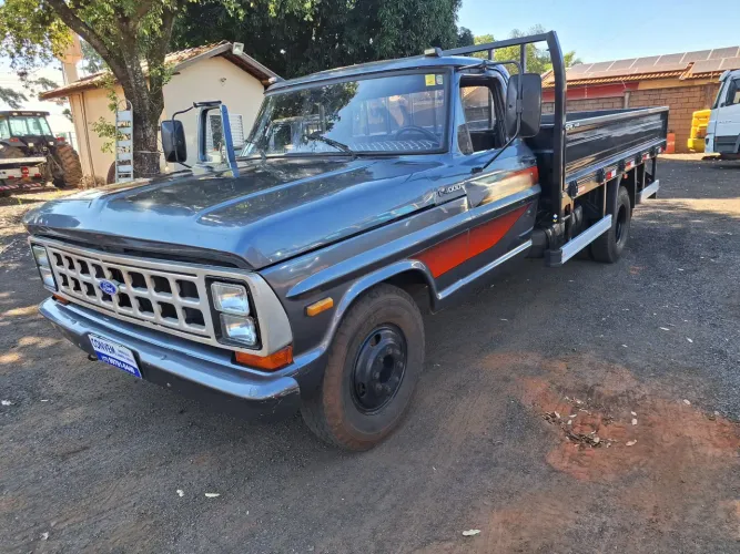 F4000 CARROCERIA 