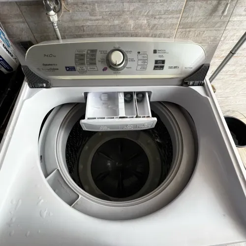 Máquina de lavar roupas - Panasonic - 14kg