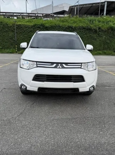 Mitsubishi Outlander 2.0 16V 160cv Aut. 2015