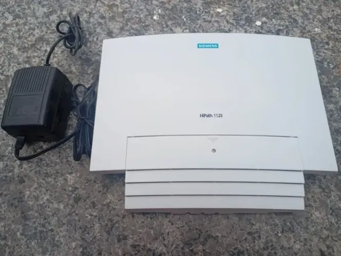PABX Siemens HiPath 1120.  