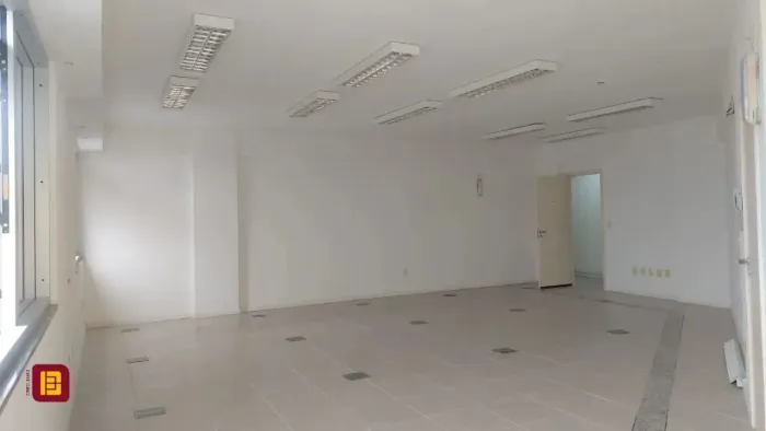 Sala Comercial em Centro