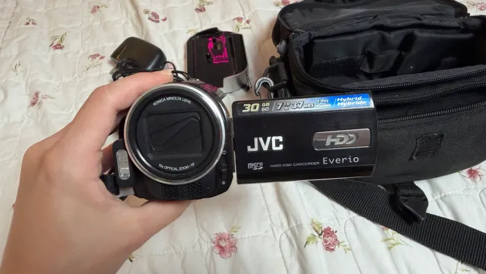 ? Filmadora JVC Everio HD 30GB + Bolsa + Carregador