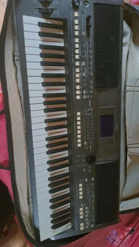 Vendo teclado. 670