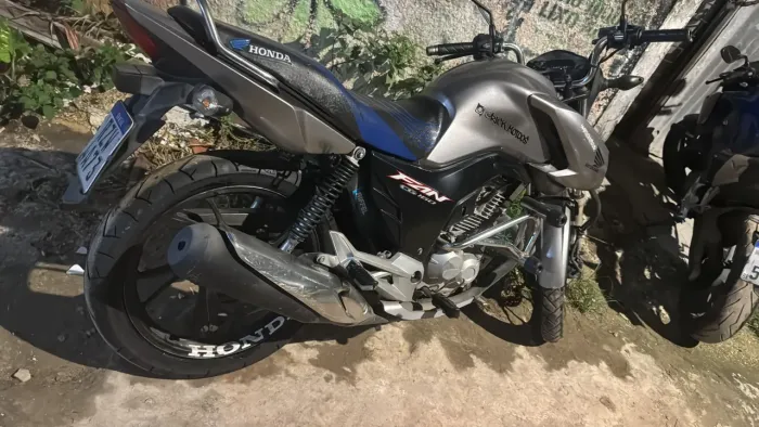 Moto FAN no preço negociação 