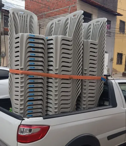 Cadeira de plástico