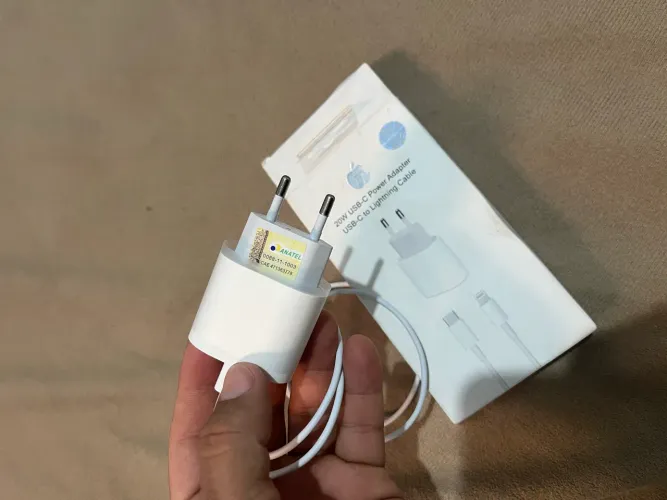 Carregador de iPhone