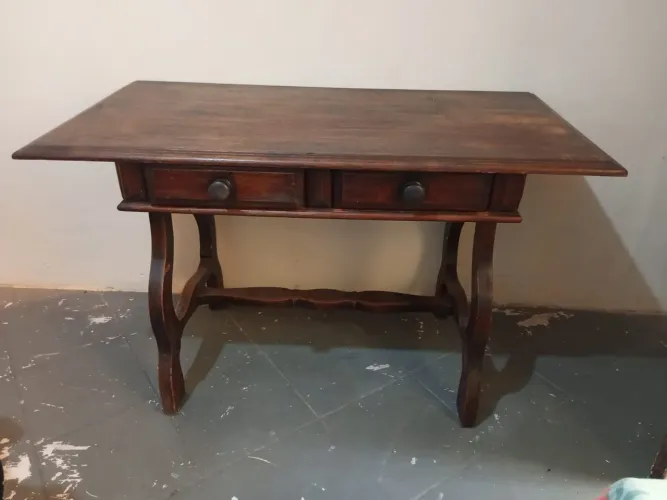 Escrivania de madeira maciça 125 cm X 67x 80 cm 