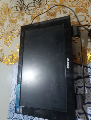 Vendo uma TV led 14 polegadas