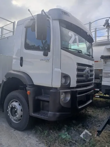 VW 31330 6X4 2021 COMBOIO