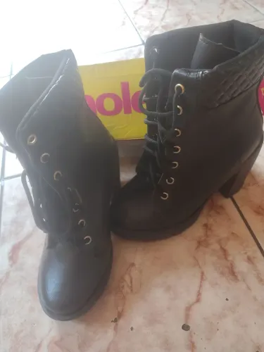 Sapatos femininos