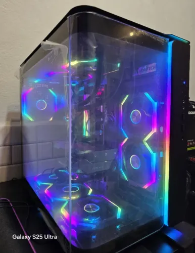 Pc Gamer Aorus 32GB 9TB X870 RTX 9070 Ryzen9 Novo com Nota fiscal