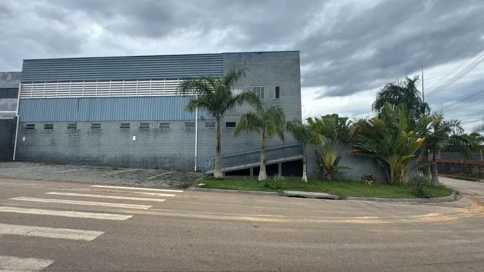 Galpão 756m² Área Construída e 1.233 Área Total - Capela do Alto- SP