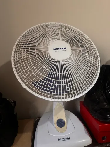 Ventilador de Mesa Mondial Maxi Power 40cm