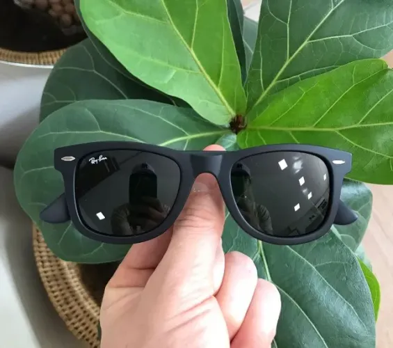 Óculos de Sol Rayban Wayfarer - Novo, kit completo