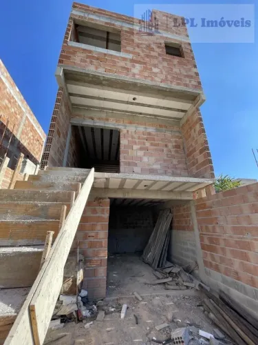 Casa para Venda em Sarzedo, Masterville, 2 dormitórios, 2 suítes, 3 banheiros, 2 vagas