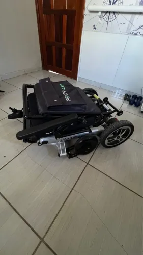 Power Lite Pop cadeira motorizada - R$ 4900