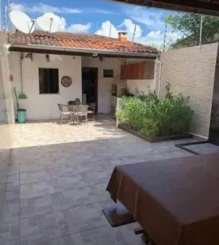 CASA DISPONÍVEL NA PEDREIRA
