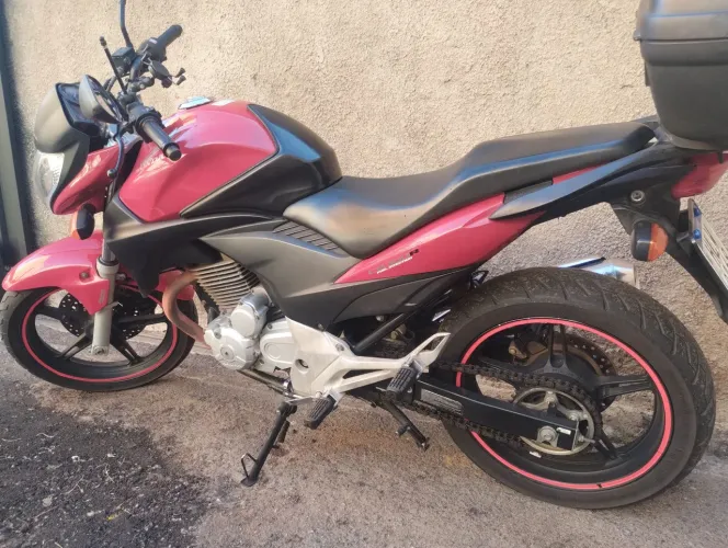 CB 300 ano 2011 ABS
