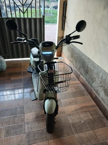 Moto elemovi