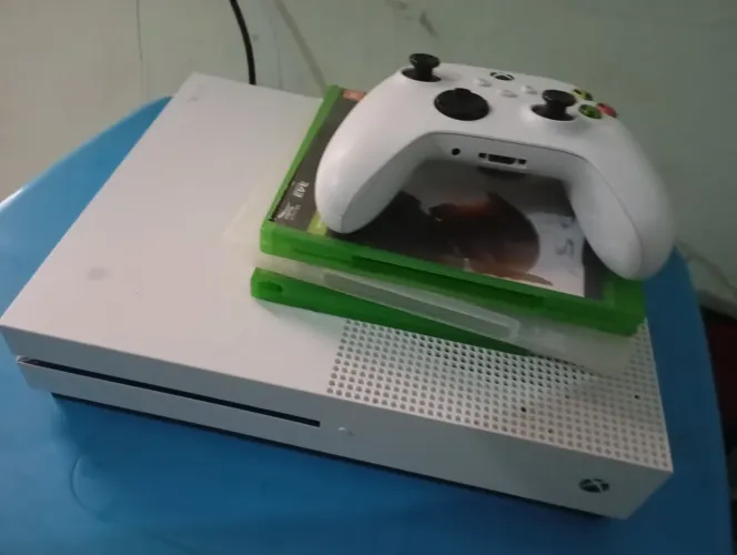 X BOX ONE