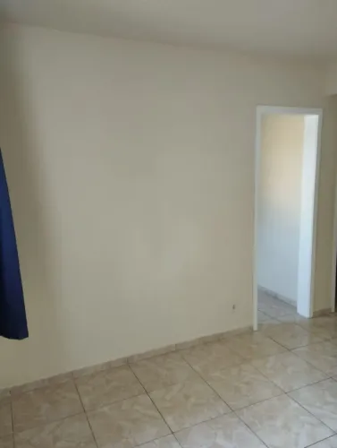 Vendo Apartamento em Condomínio 