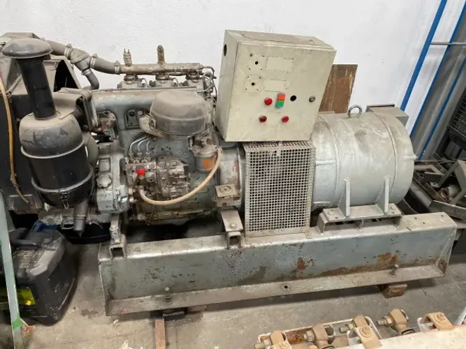 Gerador 30 kVA (30kVA)