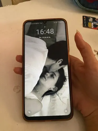 Celular realme, modelo RMX3938