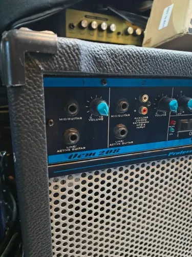 caixa de som Oneal 100w de potência multi função ativa
