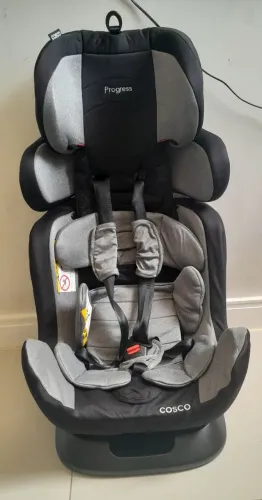 Cadeira infantil para automóvel 