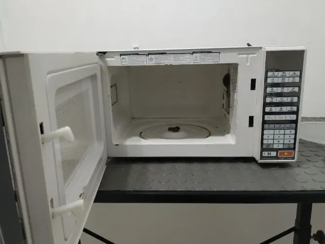 Microondas Midea