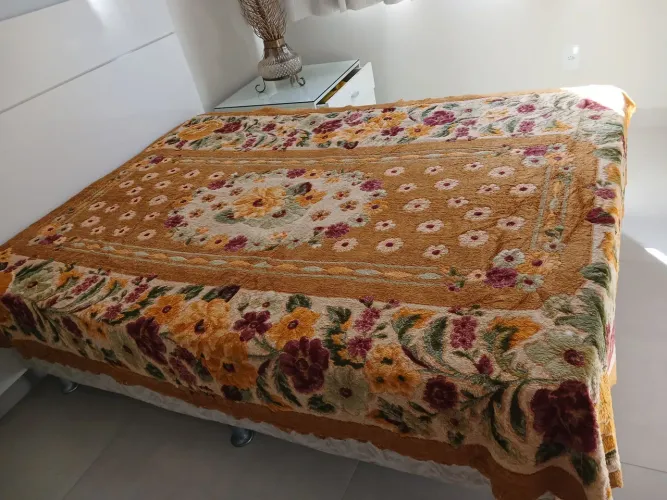 Vendo vários cobre leito baratoo
